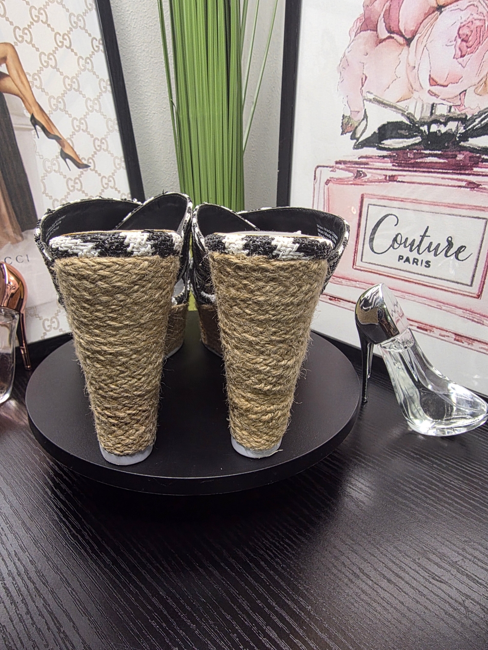 Rampage Black & White Woven Chevron Wedge Sandals - Picture 5 of 7